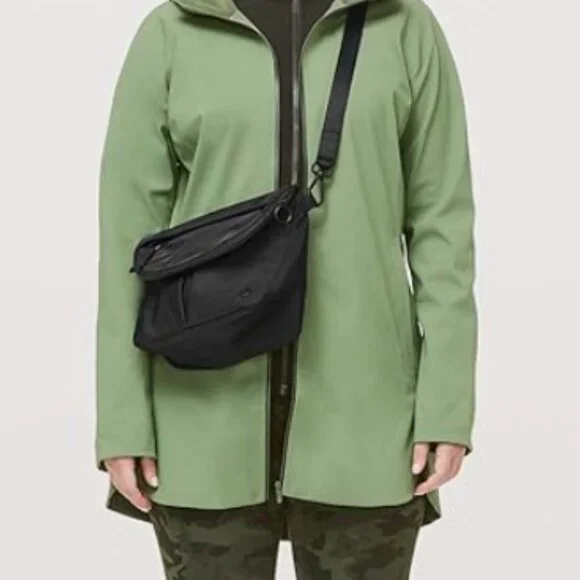 lululemon athletica Jet Black Crossbody Bag - Picture 2 of 5